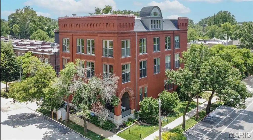 2800 South Grand Boulevard #201, Saint Louis, MO 63118 - #1