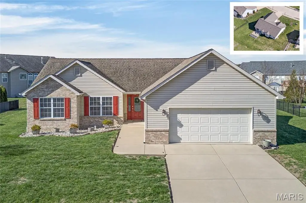 5037 Bristol Hill Dr, Swansea, IL 62269 - #1