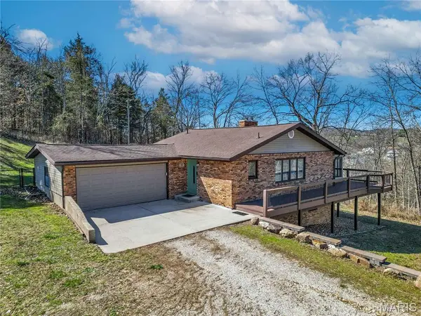 224 W 17th Street, Hermann, MO 65041