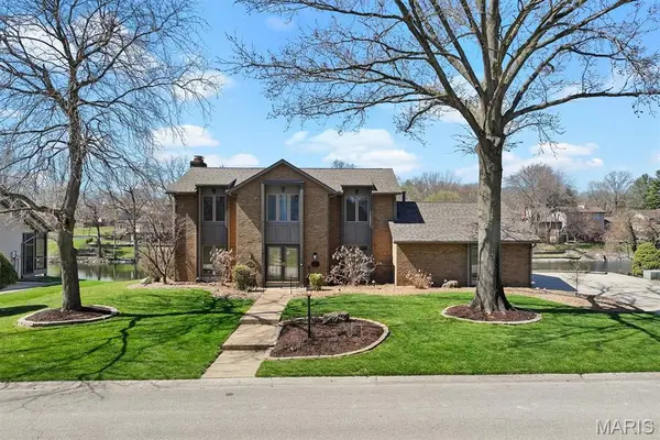 26 Ravenwood Circle, O'Fallon, IL 62269