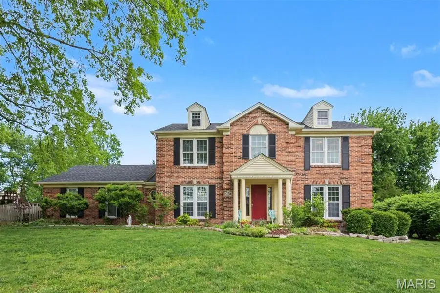 4717 Southridge Park Court, Oakville, MO 63129 - #2