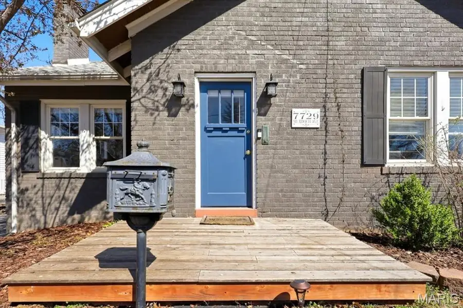 7729 Murdoch Avenue, Shrewsbury, MO 63119 - #3