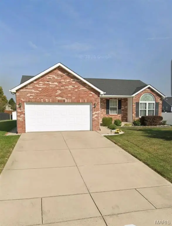 1928 Wellington Lane, Maryville, IL 62062