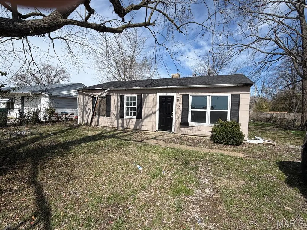 607 Saint Monica Drive, Cahokia, IL 62206 - #1
