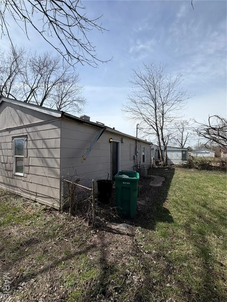 607 Saint Monica Drive, Cahokia, IL 62206 - #3