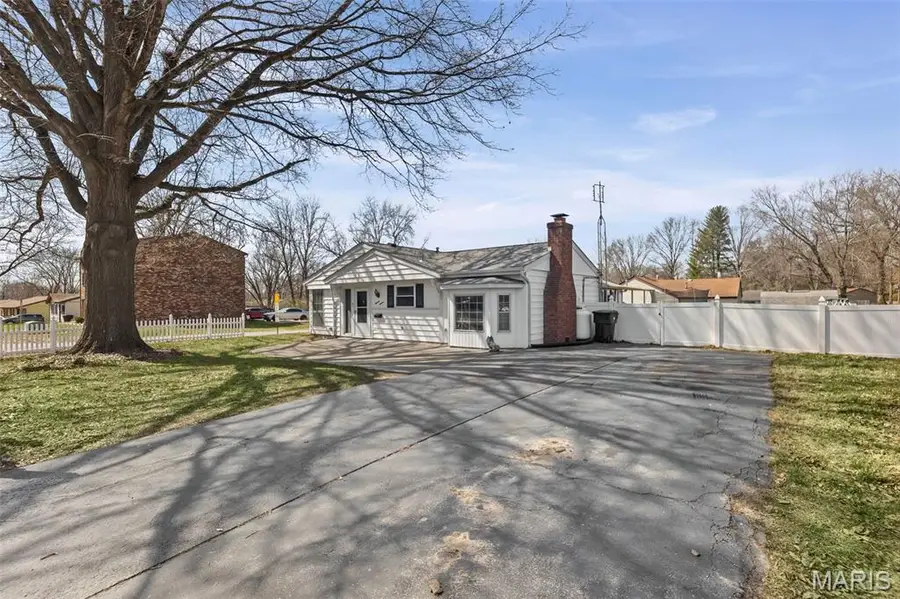 1416 Wabash Avenue, Belleville, IL 62220 - #3