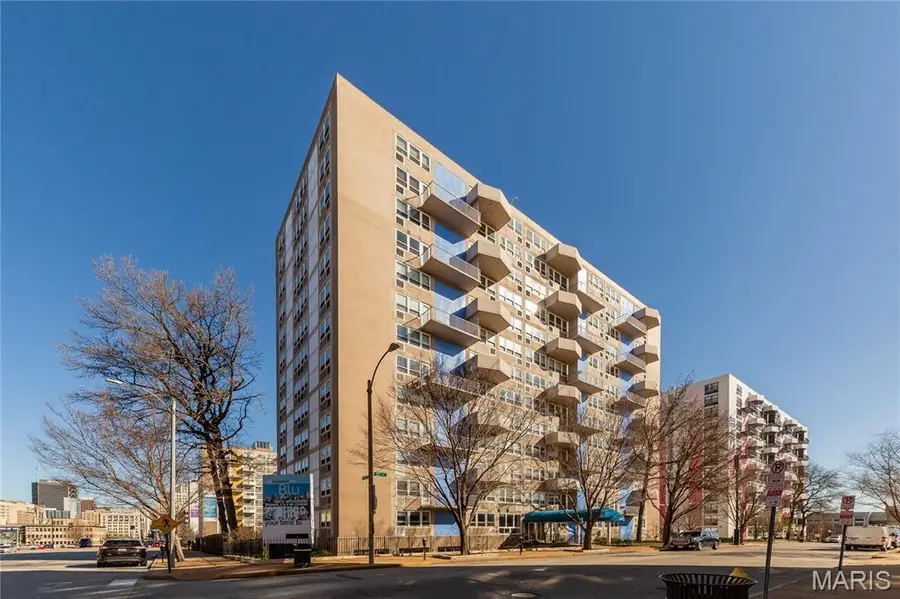 210 N 17th Street #1011, Saint Louis, MO 63103 - #2