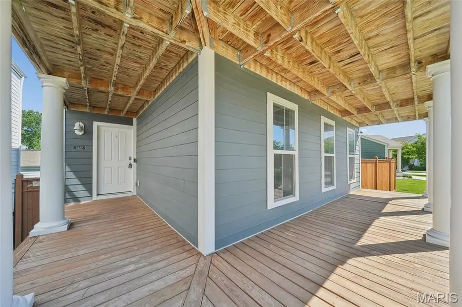 3622 Broad Street, Saint Charles, MO 63301 - #3