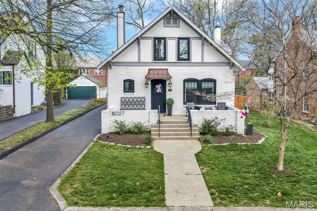 8027 Teasdale Avenue, University City, MO 63130 - #1