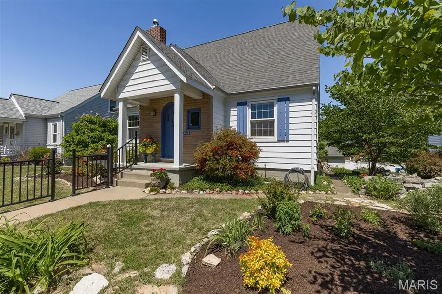 1044 Tompkins Street, Saint Charles, MO 63301 - #2