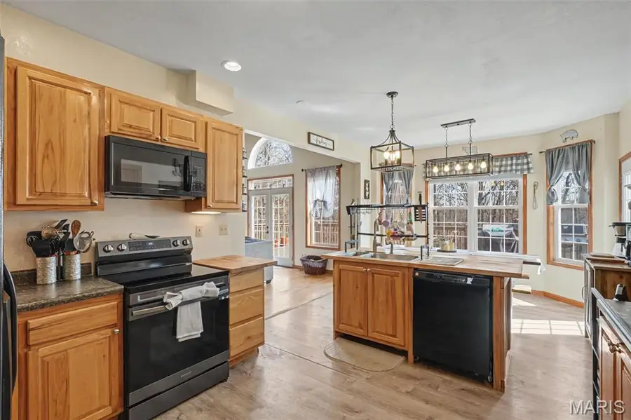 27669 Jackson Court, Warrenton, MO 63383 - #2