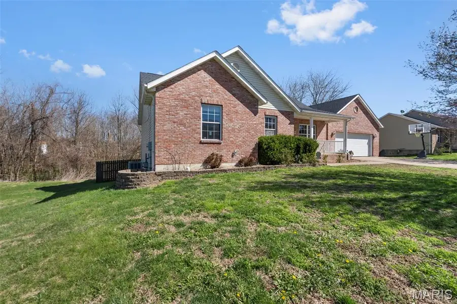 190 Mark Avenue, Jackson, MO 63755 - #3