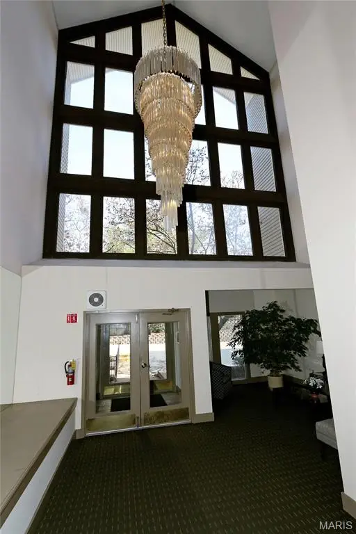 1033 Wilton Royal Drive #209, Creve Coeur, MO 63146 - #3