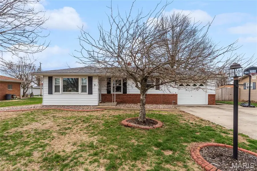 308 Charles Street, Red Bud, IL 62278 - #3