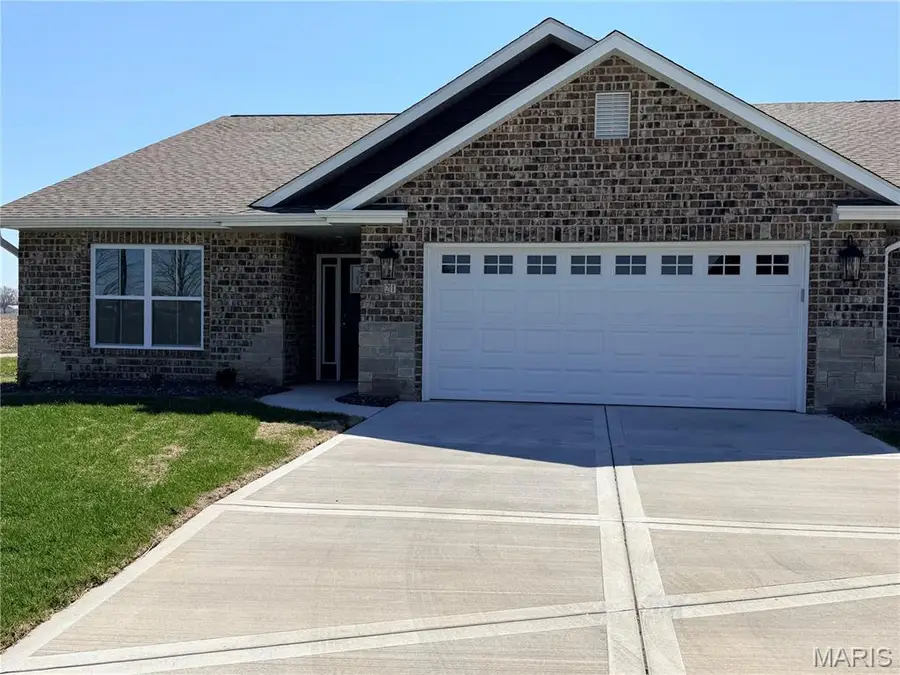21 Sonata Lane, Troy, IL 62294 - #2