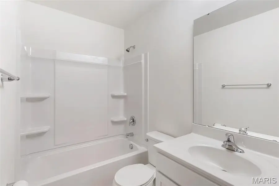 462 Klenke Valley Drive, Union, MO 63084 - #2