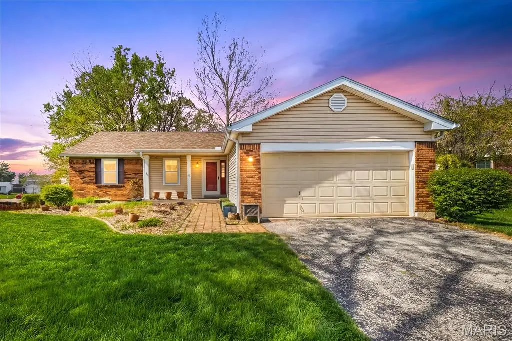 118 Walnut Hill Drive, Saint Charles, MO 63304 - #1