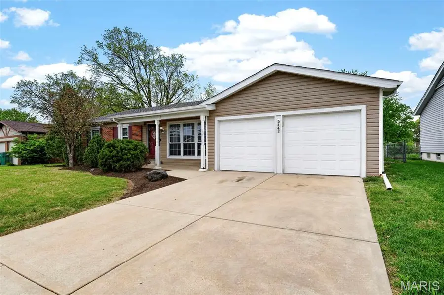 5442 Alnwick Drive, Oakville, MO 63129 - #3