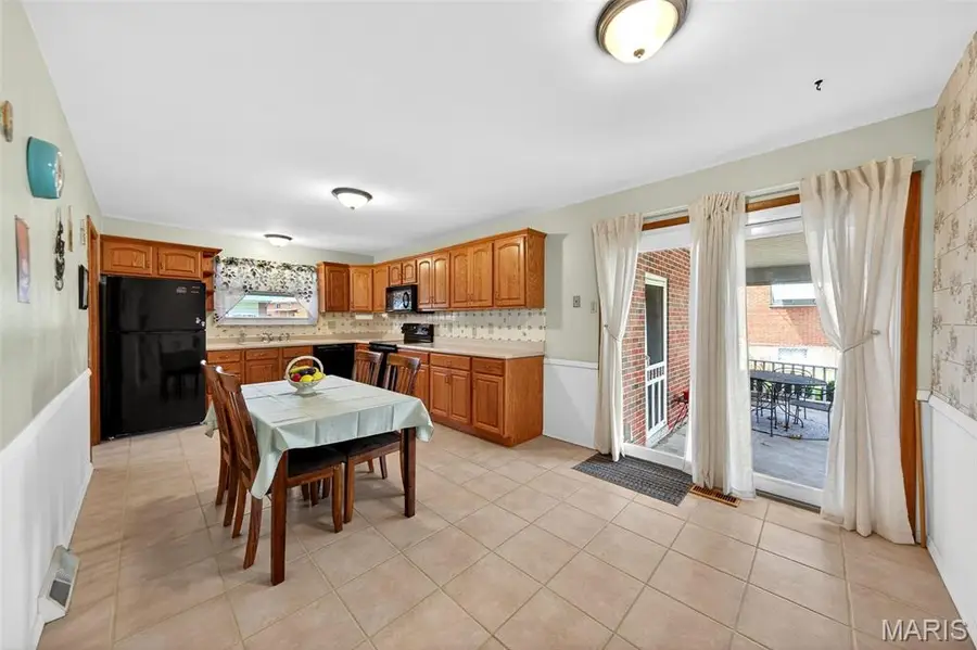 649 Suntide Drive, Saint Louis, MO 63125 - #3