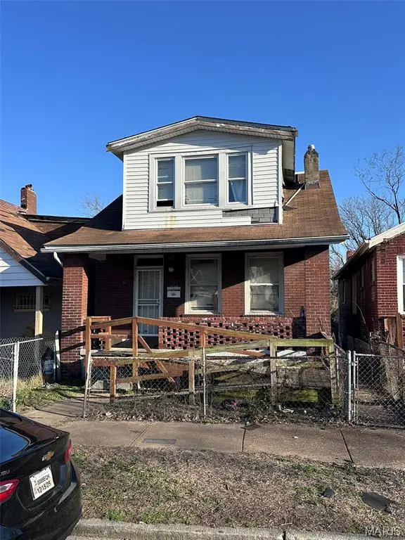 1526 E Linton Avenue, Saint Louis, MO 63107 - #1