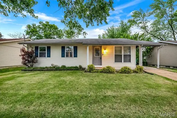 2916 Oriental Drive, Florissant, MO 63031