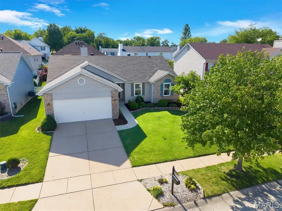 8321 Weber Terrace Drive, Saint Louis, MO 63123 - #2