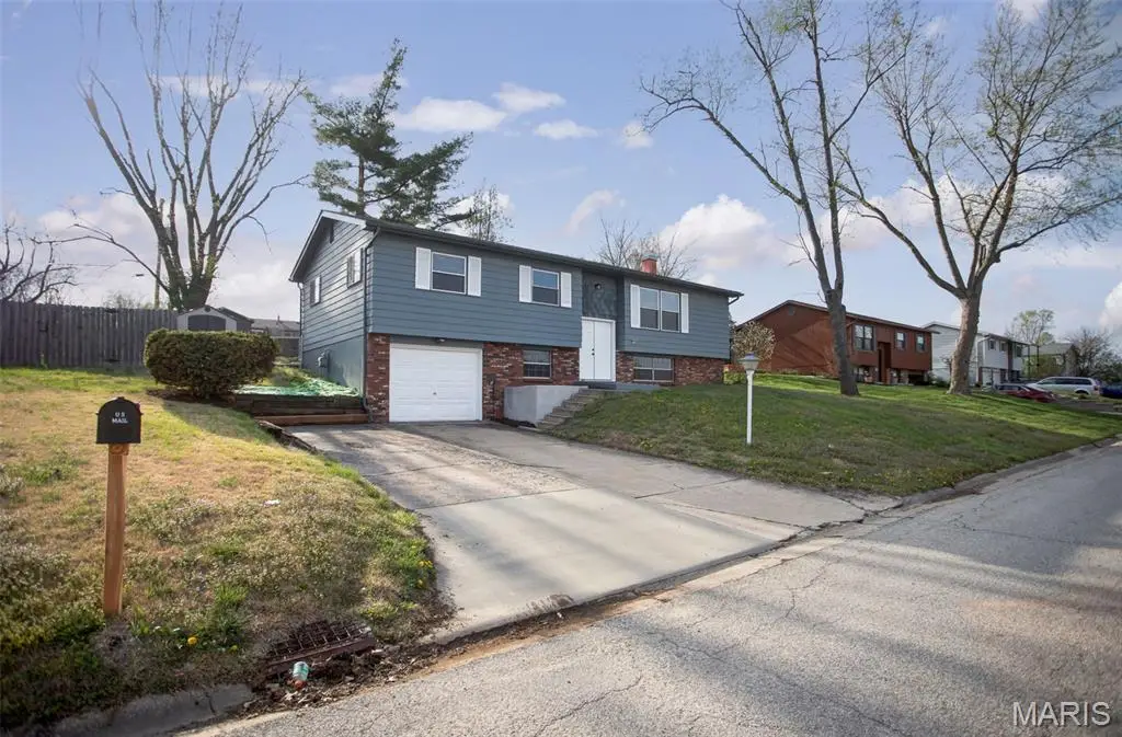 5808 Dogwood Lane, Godfrey, IL 62035 - #1