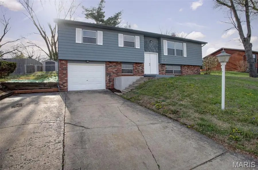 5808 Dogwood Lane, Godfrey, IL 62035 - #3