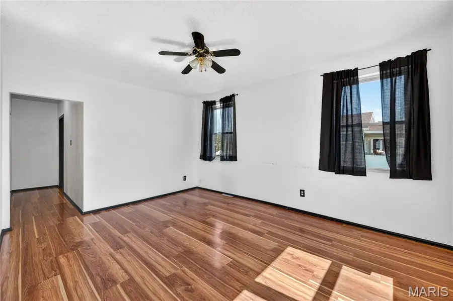 327 W Felton Avenue, Saint Louis, MO 63125 - #2