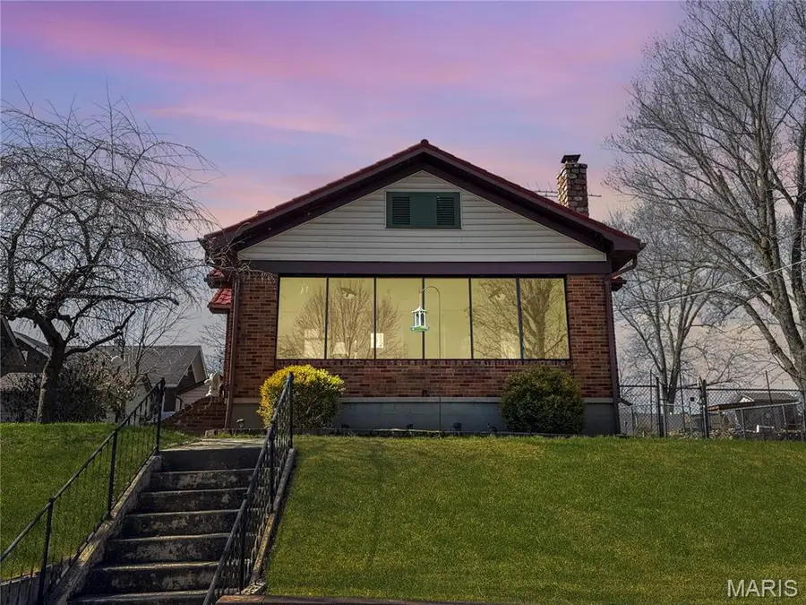 210 E Main Street, Washington, MO 63090 - #2