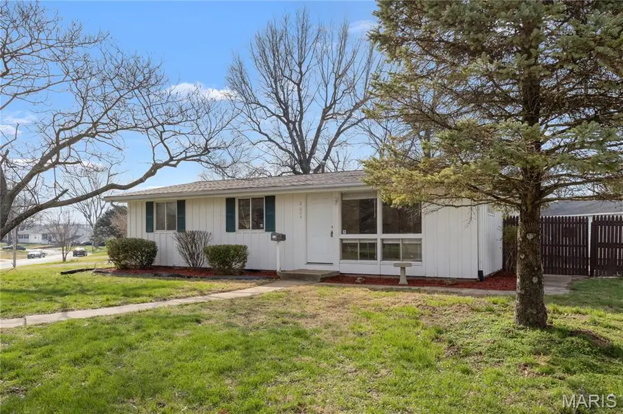 2004 W F Street, Belleville, IL 62226 - #2