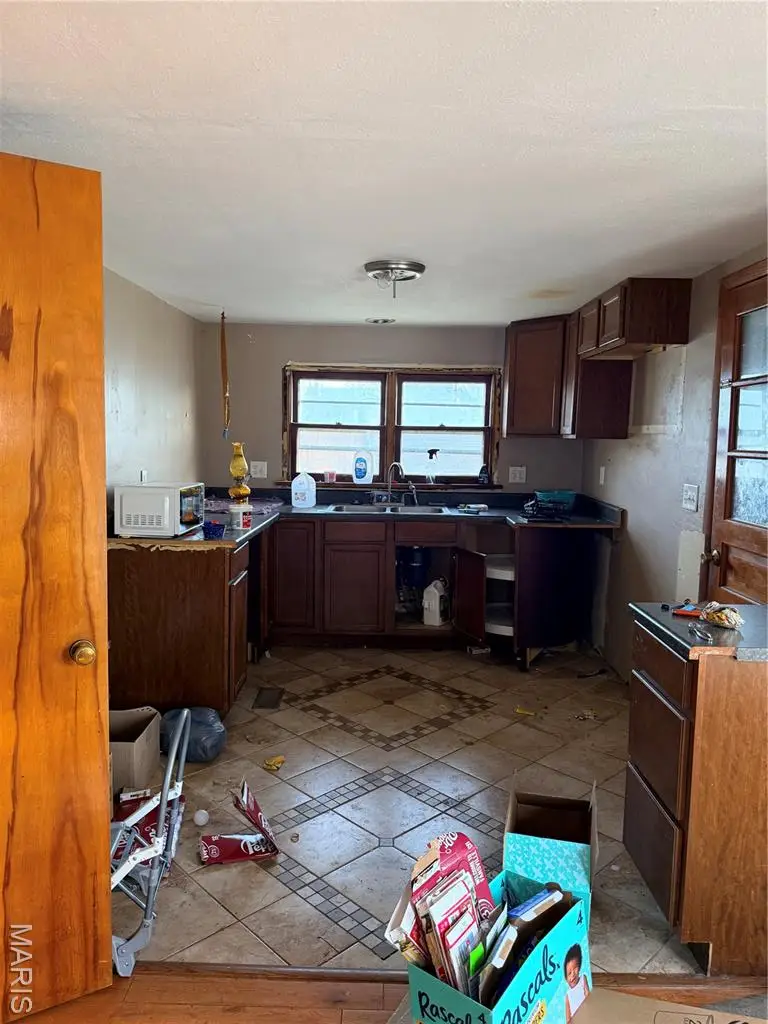 Address Withheld By Seller, Jerseyville, IL 62052 - #3