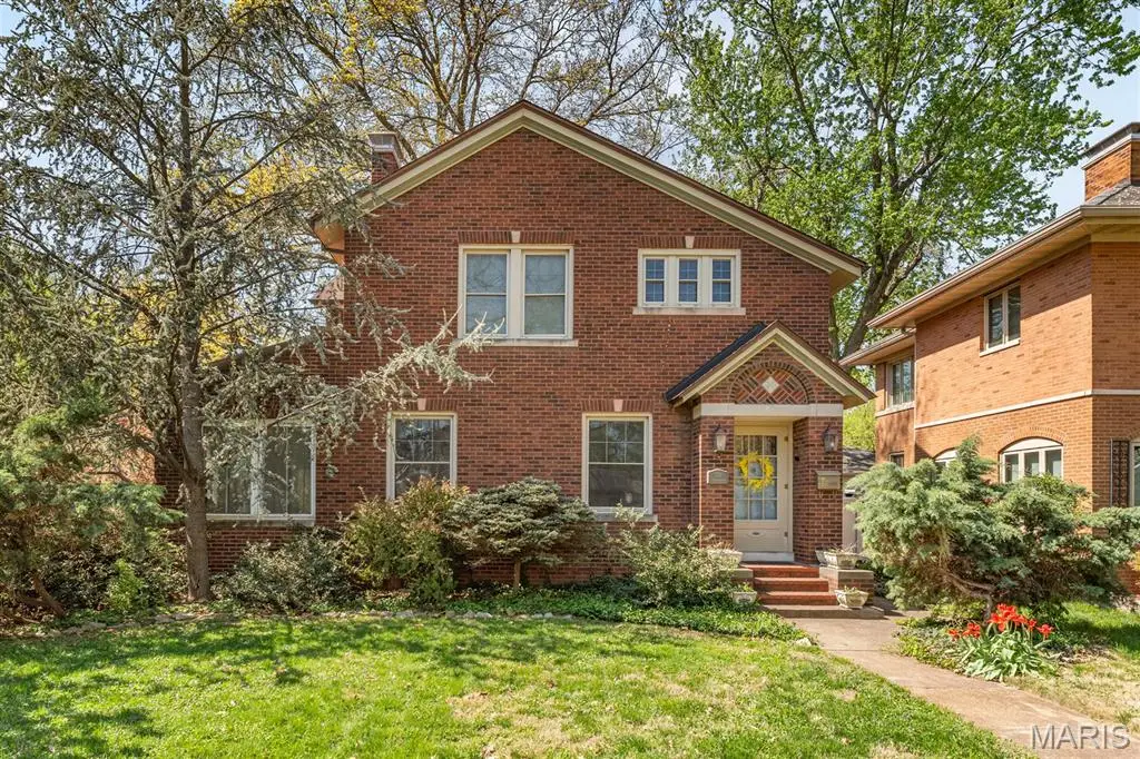 301 N Pennsylvania Avenue, Belleville, IL 62220 - #1