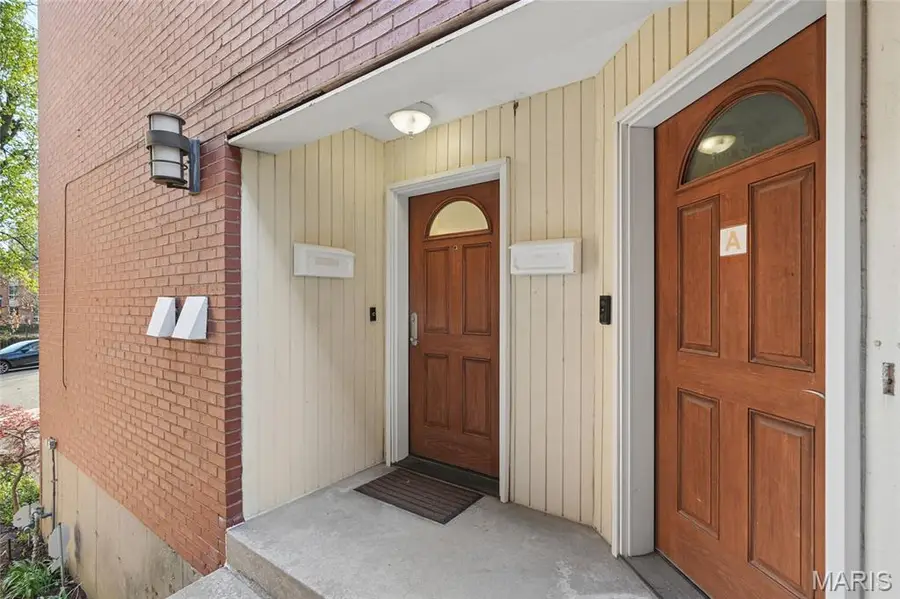 4471 Pershing Avenue #5A, Saint Louis, MO 63108 - #3