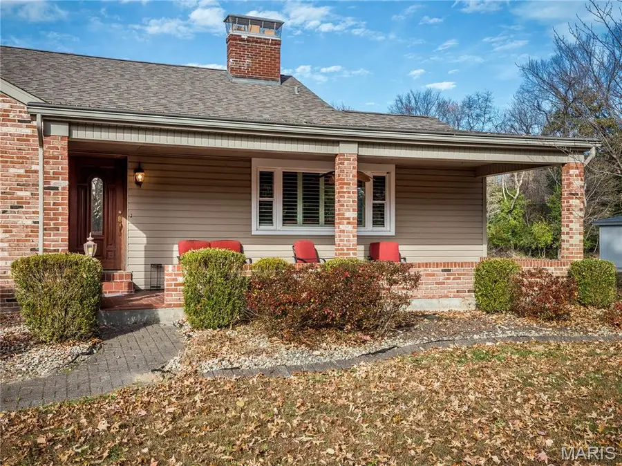 19 Pine Lake Drive, Collinsville, IL 62234 - #3