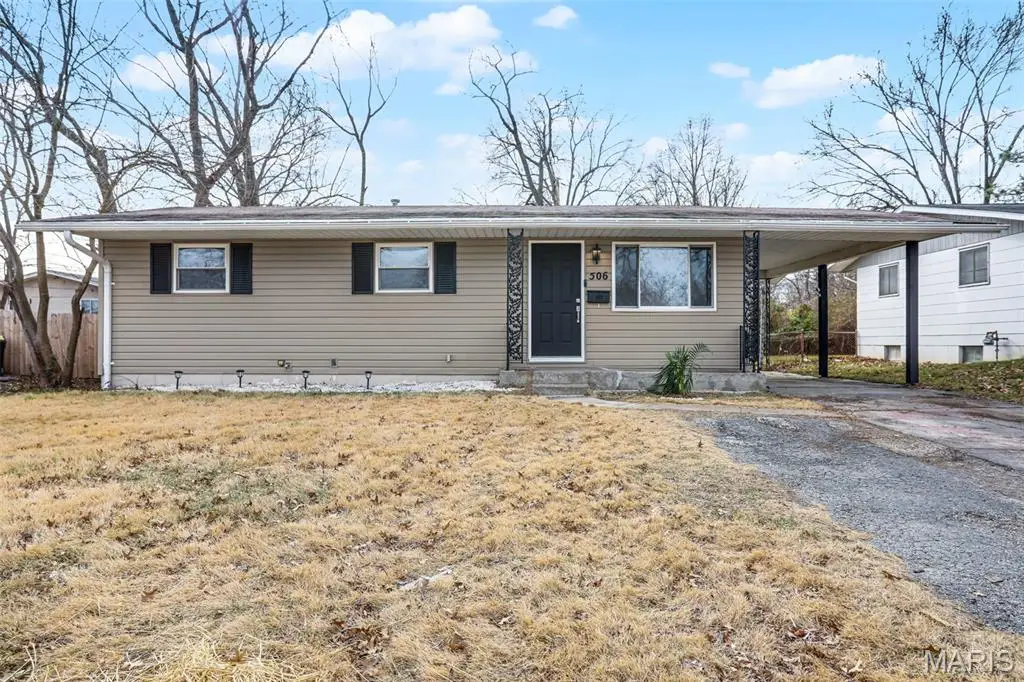 506 Dornoch Drive, Saint Louis, MO 63137 - #1