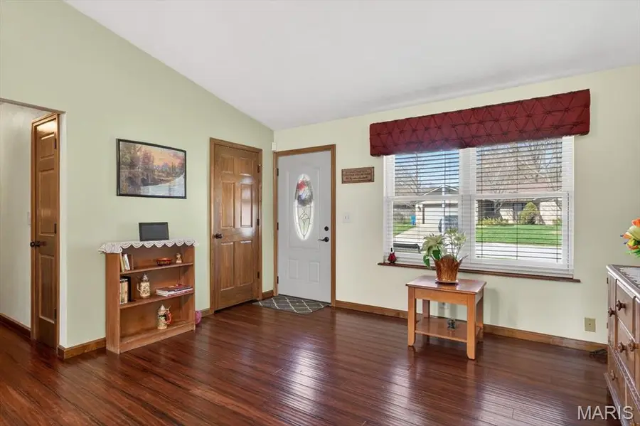 104 Meadowbruck Lane, Shiloh, IL 62221 - #3