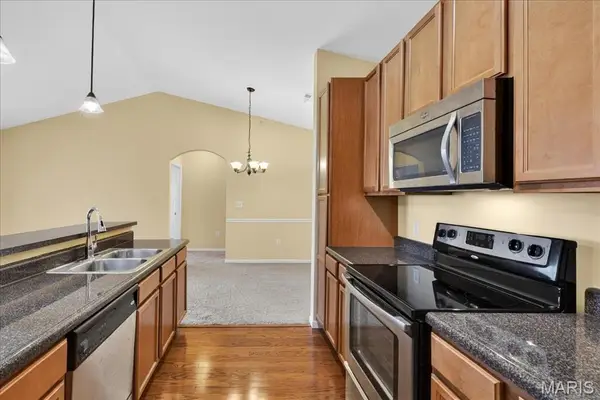 29 Kassebaum Lane #304, Unincorporated, MO 63129