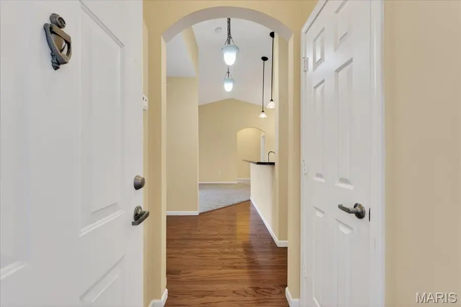 29 Kassebaum Lane #304, Tesson Ferry, MO 63129 - #2