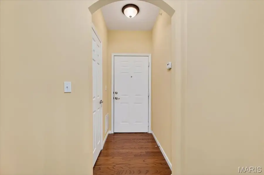 29 Kassebaum Lane #304, Tesson Ferry, MO 63129 - #3