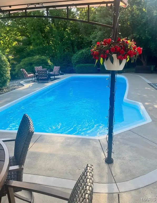 9 Bear Creek Court, Glen Carbon, IL 62034 - #3