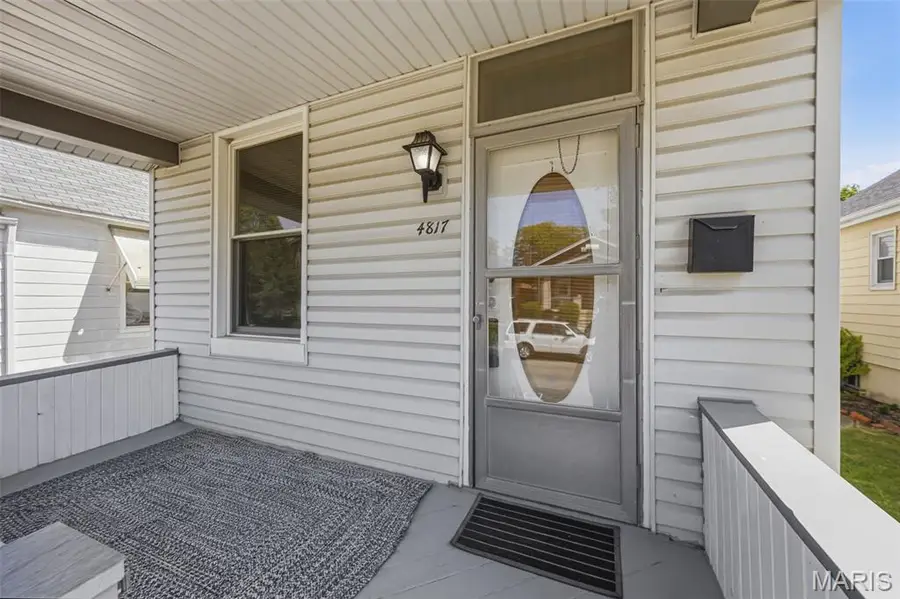 4817 Goethe Ave Avenue, Saint Louis, MO 63116 - #2