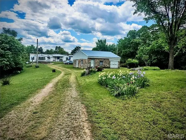 300 Russell Street #A & B, Sullivan, MO 63080