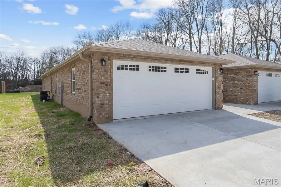 2935 & 2937 Shadow Wood Lane, Cape Girardeau, MO 63701 - #2