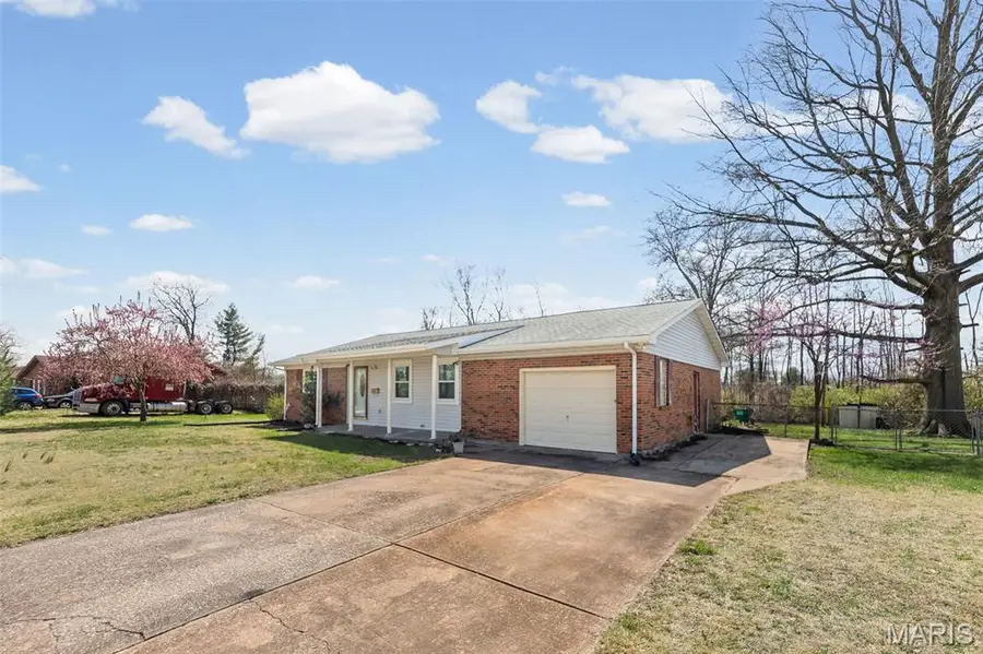 1204 Price Street, Cahokia, IL 62206 - #2