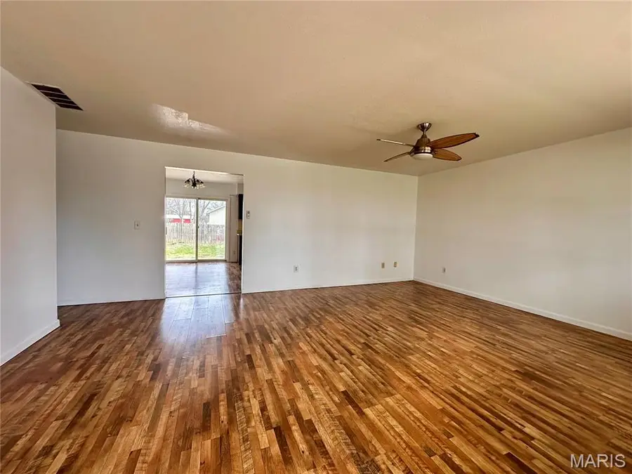 505 Shenandoah Avenue, Cuba, MO 65453 - #2