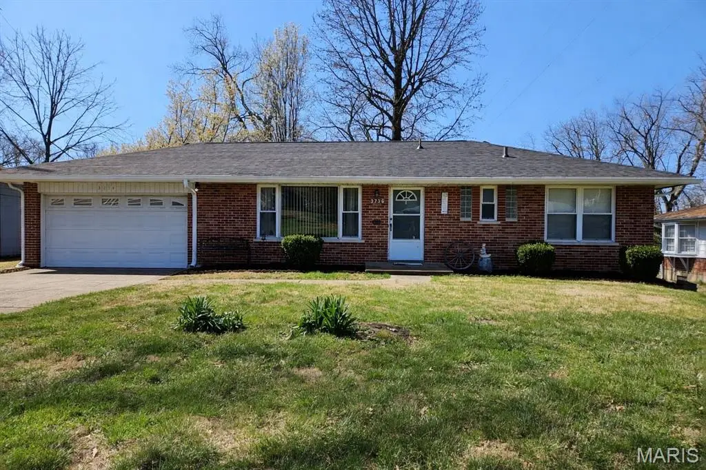 3736 Park Crest Drive, Lemay, MO 63125 - #1