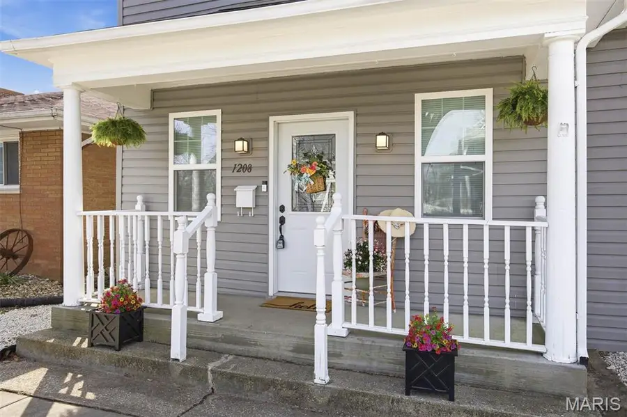 1208 Main Street, Highland, IL 62249 - #3