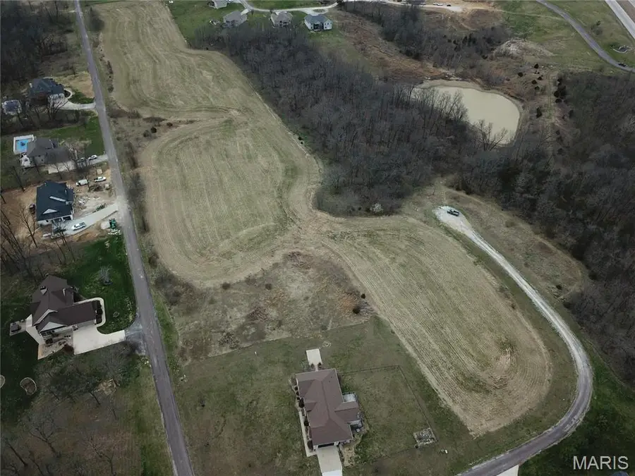 33 Lela Lane, Hannibal, MO 63401 - #2