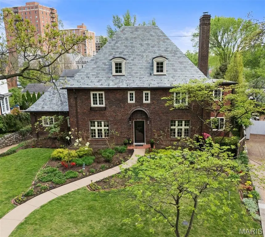 665 W Polo Drive, Clayton, MO 63105 - #2